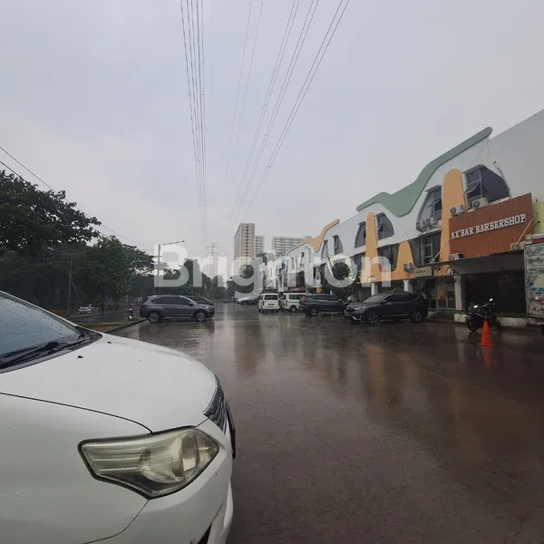 image RUKO 3 LANTAI SIAP USAHA DI RUKO TRIVIUM SQUARE LIPPO CIKARANG, HANYA 10 MENIT KE TOL CIKARANG (5)