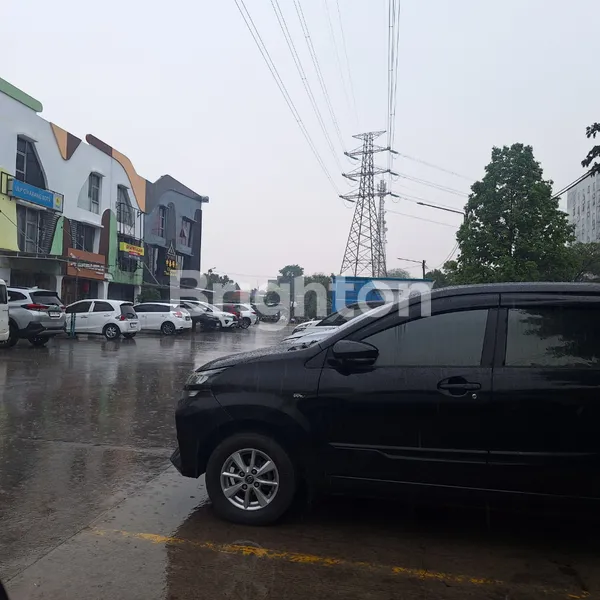 image RUKO 3 LANTAI SIAP USAHA DI RUKO TRIVIUM SQUARE LIPPO CIKARANG, HANYA 10 MENIT KE TOL CIKARANG (6)