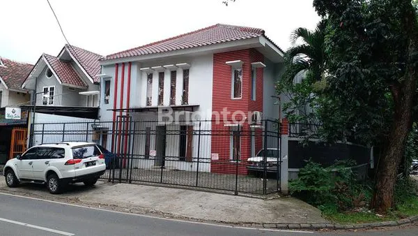 image RUMAH KOST FULLY FURNISHED STRATEGIS DI BSD (1)