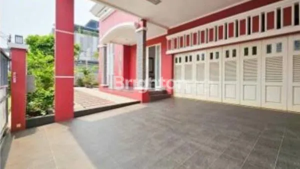 image RUMAH GREENVILLE HOOK LT 319M² (3)