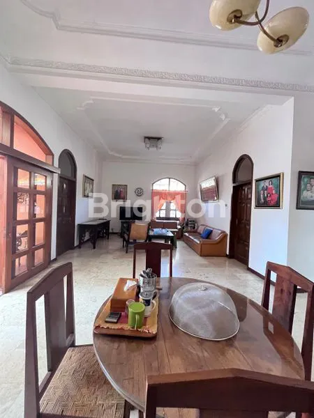 image RUMAH LUAS DAN TERAWAT NOL JALAN PROPINSI SAMPING JATIM PARK 1 KOTA BATU (4)