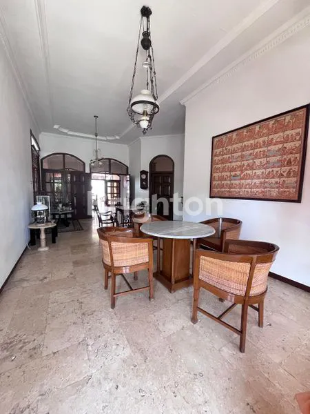 image RUMAH LUAS DAN TERAWAT NOL JALAN PROPINSI SAMPING JATIM PARK 1 KOTA BATU (2)