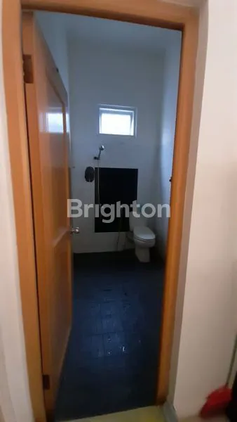 image RUMAH SIAP HUNI LOKASI STRATEGIS TANAH BARU BEJI DEPOK (6)