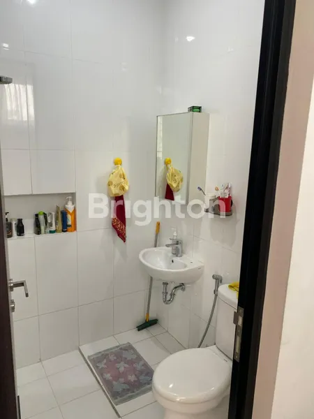 image RUMAH CLUSTER 2 LT SEMI FURNISHED DI CITRA GARDEN PURI JAKARTA BARAT   (8)