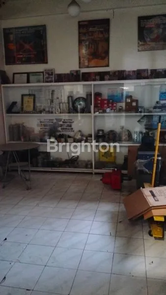 image GUDANG JUMBO, 2 UNIT GANDENG, DEKAT MERR (2)