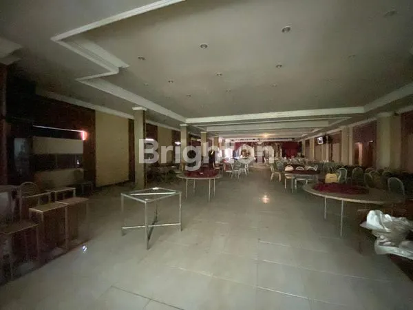 TURUN HARGA GEDUNG 3 LANTAI EX RESTAURANT TERKENAL DI SURABAYA PUSAT