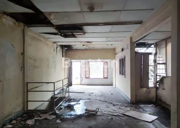 image RUKO GANDENG JALAN THAMRIN LEBAR 10 METER & PANJANG 30 METER ,LOKASI SANGAT STRATEGIS ( DIKELILINGI OLEH BERBAGAI SEKOLAH FAVORIT) (4)