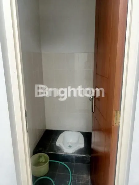 image RUMAH BARU MINIMALIS 2 LANTAI DI PENUMPING SOLO (4)