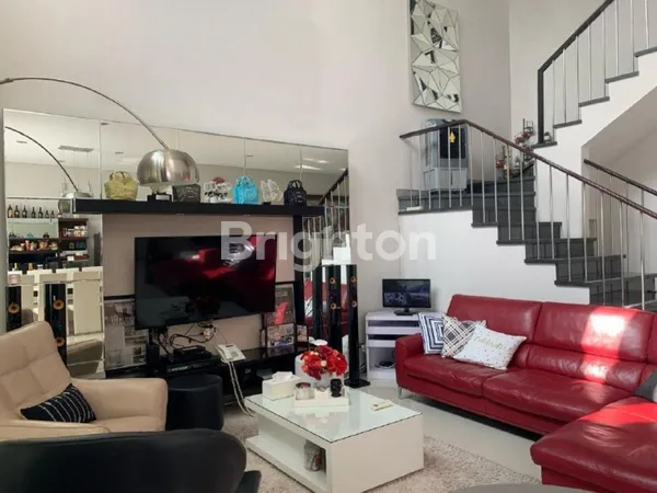 image RUMAH 2 LANTAI MEWAH FULL FURNISH CITRALAND RAFFLES GARDEN, SURABAYA BARAT (3)