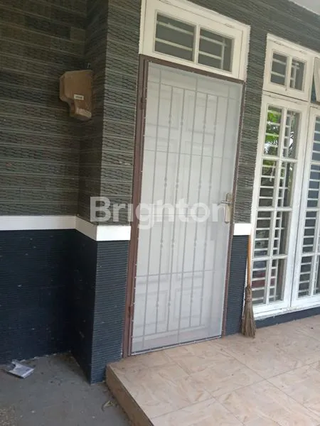 image RUMAH DI TAMAN HIMALAYA LIPPO KARAWACI (2)