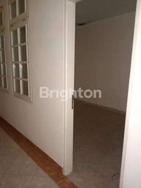 image RUMAH DI TAMAN HIMALAYA LIPPO KARAWACI (4)