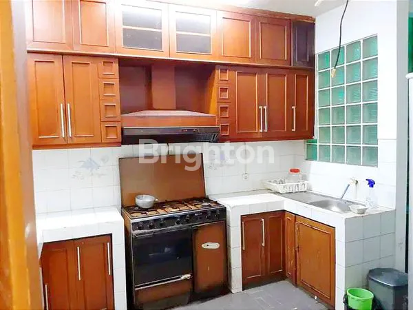 image RUMAH INTERCON UKURAN 10X20 KEBON JERUK JAKARTA BARAT (6)