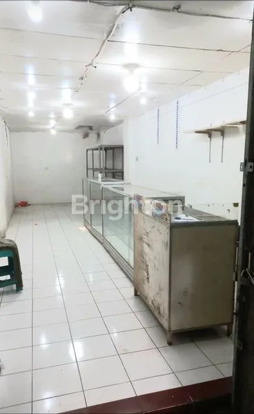 TOKO SEWA JUAL MURAH 1 LANTAI DALAM PASAR BESAR MALANG