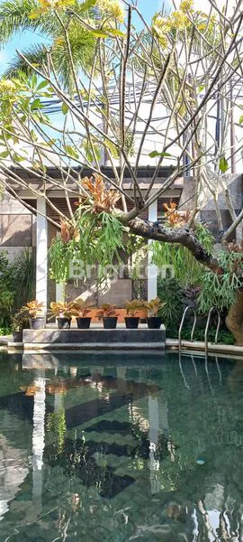 image VILLA MEWAH DI NUSA DUA (7)