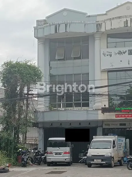 image RUKO 3,5 LANTAI COCOK UNTUK KANTOR LOKASI STRATEGIS (1)