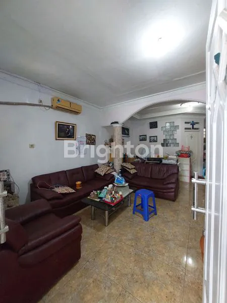 image RUMAH SIDOARJO SEKAWAN ELOK LUAS (4)