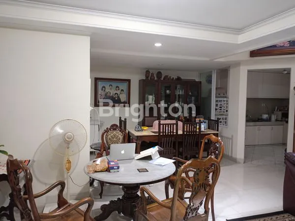 image DI JUAL RUMAH DI KEBON JERUK TURUN HARGA DARI 4 M MENJADI 3,5 M (5)