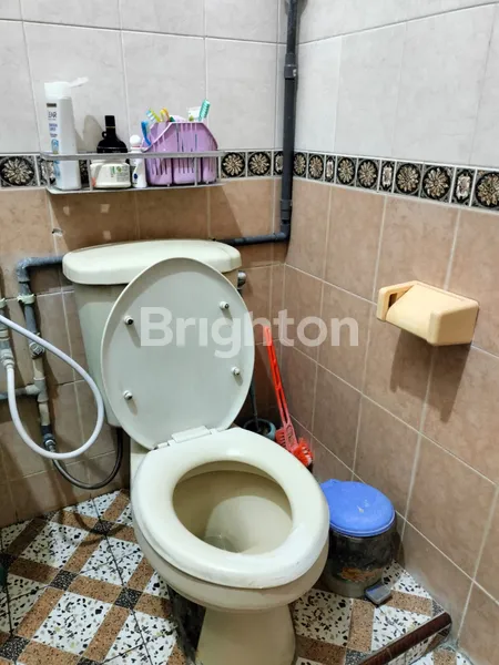 image RUMAH WISMA TROPODO SIDOARJO (8)