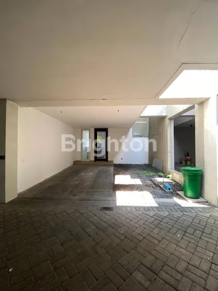 image RUMAH 3 LANTAI,  WISATA BUKIT MAS NOTREDAME, KONSEP FLYING GARDEN (3)