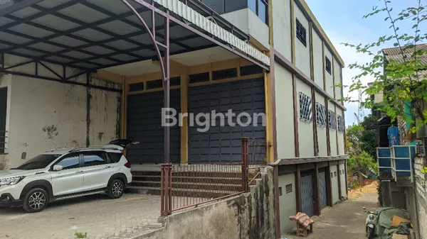 HOT DEALS BERKAH !!! RUKO PACIRAN, LAMONGAN , JAWA TIMUR !!! STRATEGIST, MODERN DAN ELEGANT !!!