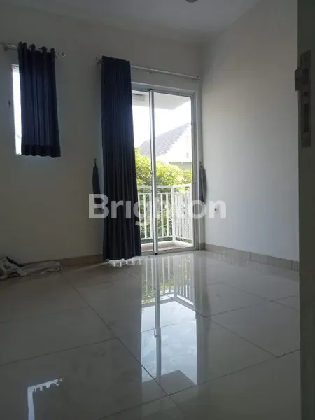 image RUMAH SIAP HUNI UNFURNISHED DI CLUSTER AMANDA SUMMARECON BANDUNG (4)