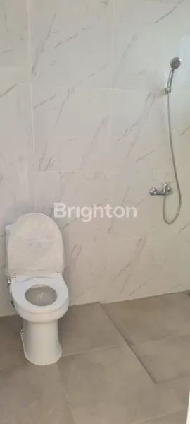 image RUMAH 2 LANTAI BANGUNAN BARU SIAP HUNI (7)