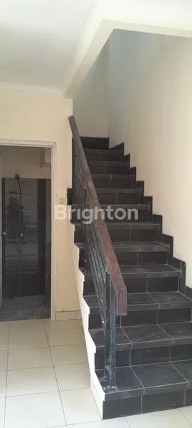 image RUMAH CANTIK MINIMALIS METLAND TRANSYOGI (2)