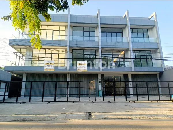 image RUKO BARU HOEK 3 1/2 LANTAI SIAP PAKAI DI SUNTER JAKARTA UTARA (1)