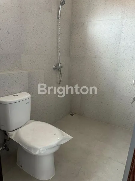 image RUMAH BARU SIAP HUNI DI DAERAH JALAN KEMBAR TIMUR, BANDUNG (7)