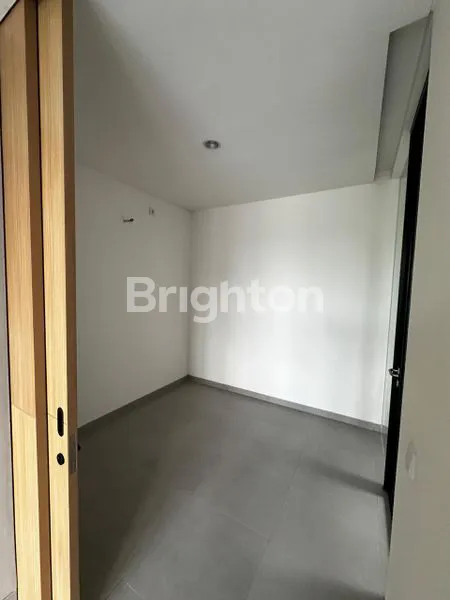 image RUMAH CENTRAL PARK MERR BAGUS TERAWAT DEKAT MEDOKAN ASRI, MEDOKAN AYU, PURIMAS, ALANA, RUNGKUT ASRI, WIGUNA, CENTRAL PARK GUNUNG ANYAR (4)