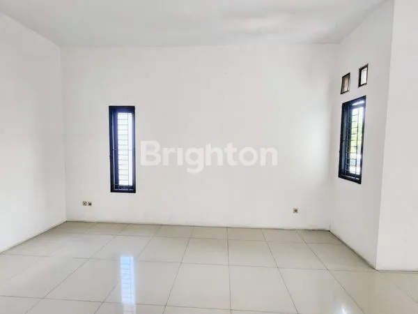 image JUAL RUMAH MEWAH + TANAH LUAS MURAH DI JOGLO, KEMBANGAN, JAKARTA BARAT (5)