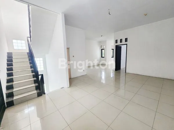 image JUAL RUMAH MEWAH + TANAH LUAS MURAH DI JOGLO, KEMBANGAN, JAKARTA BARAT (6)