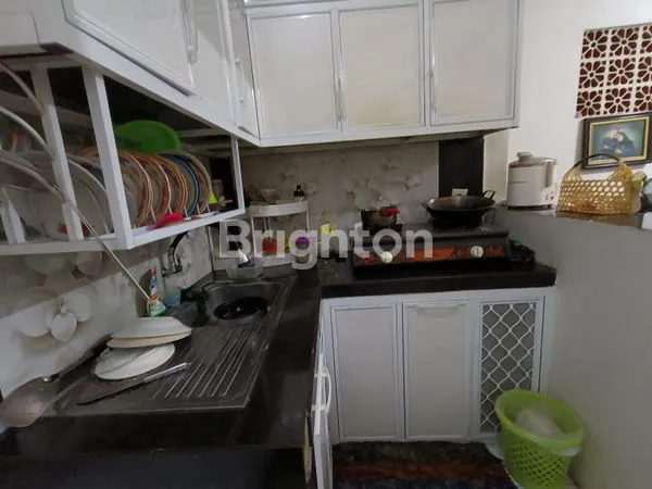 image RUMAH DENGAN KOLAM (5)