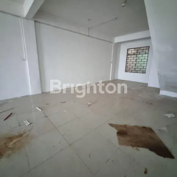 image RUKO GANDENG LOKASI STRATEGIS HADAP JALAN BESAR DI TRIKARSA PASIR PUTIH (3)