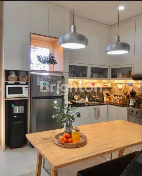 image RUMAH 3 LANTAI DAN BISA UNTUK TEMPAT USAHA DI DEKAT GATSU (6)