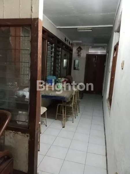 image BARANG LANGKA RUMAH DI LOKASI PREMIUM TENGAH KOTA SEMARANG (1)