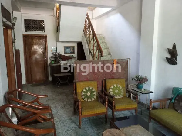 image BARANG LANGKA RUMAH DI LOKASI PREMIUM TENGAH KOTA SEMARANG (4)