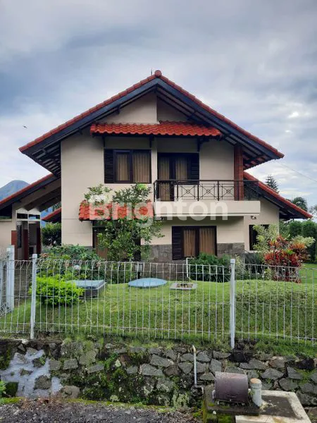 image VILLA BUKIT TRAWAS GARDEN (2)