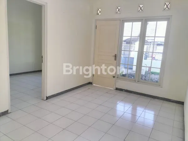 image DIJUAL CEPAT RUMAH PONDOK CITRA EKSEKUTIF BELAKANG SUPERINDO MERR SURABAYA (2)