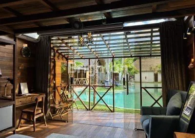 image 10 WOODEN BUNGALOW WITH BIG LAGOON POOL IN NUSA DUA (7)