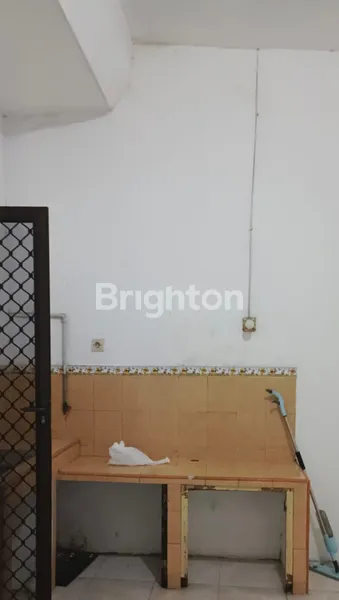 image RUMAH DI WONOREJO SELATAN SURABAYA (3)