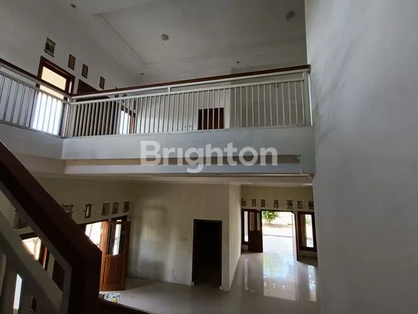 image RUMAH LUAS 1100M² HOOK STRATEGIS DI PUSAT LUMAJANG (6)