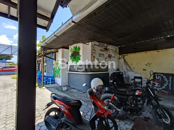 image RUMAH STRATEGIS DEKAT ALUN ALUN LUMAJANG (4)
