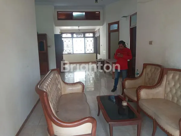 image RUMAH USAHA LUAS (8)