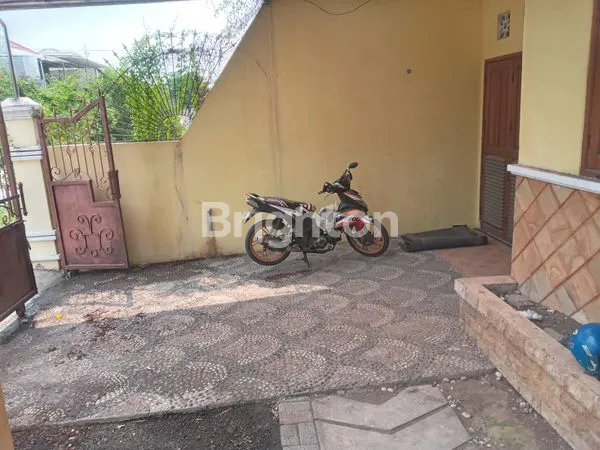 image RUMAH USAHA LUAS (6)