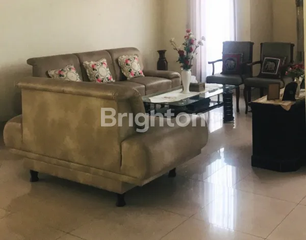 image RUMAH 2 LANTAI KUTISARI UTARA STRATEGIS DEKAT UK PETRA, UBAYA TENGGILIS (3)