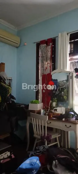 image RUMAH 3 LANTAI DI GRIYA LEMBAH DEPOK (6)