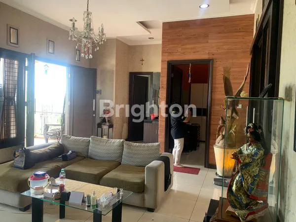 image RUMAH DUA LANTAI SUASANA TENANG DI NUSA DUA (2)