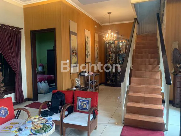 image RUMAH DUA LANTAI SUASANA TENANG DI NUSA DUA (5)