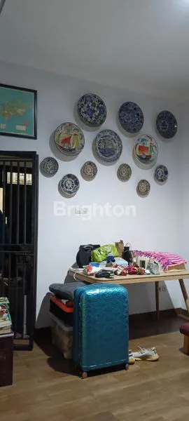 image RUMAH EKSKLUSIF 3 LANTAI (5)